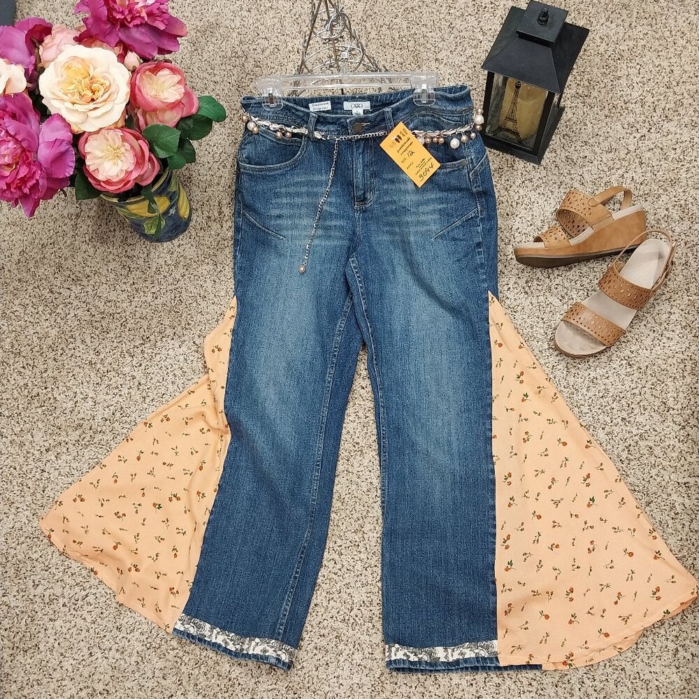 3094 Size 12 Cato Upcycled Bell-Bottom Jeans in Peach and Green.